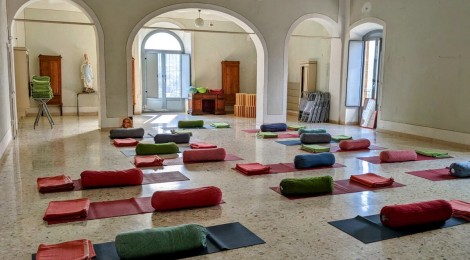 iyengar-holiday-monastery